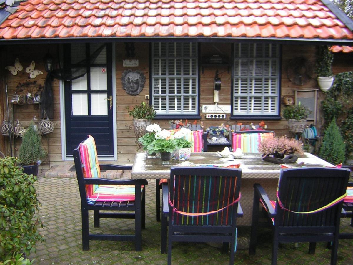 Prive Tuinhuis B&B Elly Sint Pancras Exterior foto
