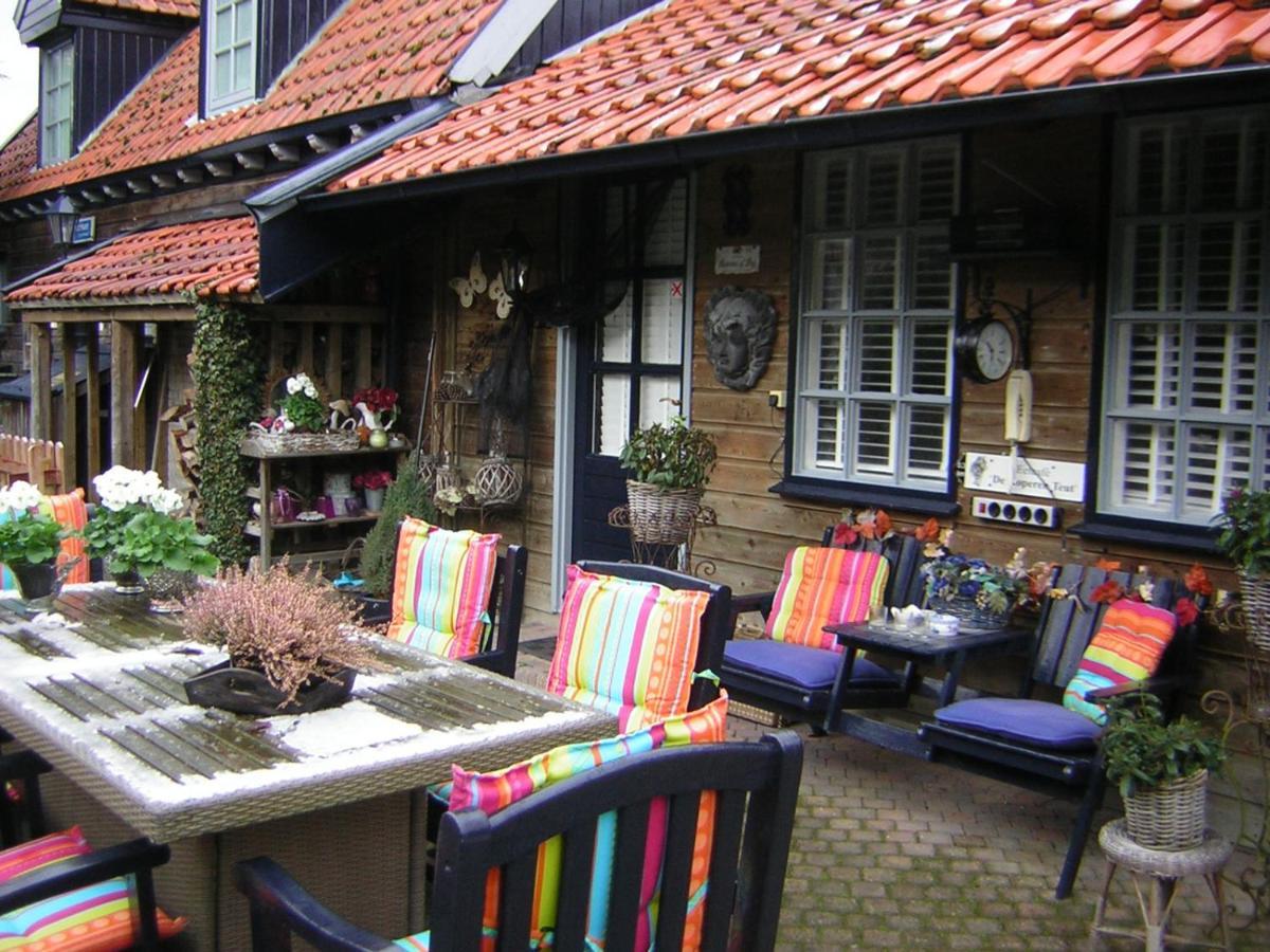 Prive Tuinhuis B&B Elly Sint Pancras Exterior foto